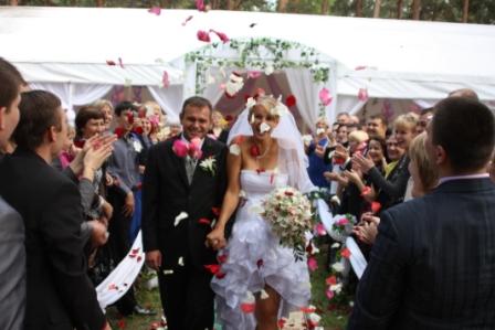 Алексей и Юлия: незабываемая свадьба